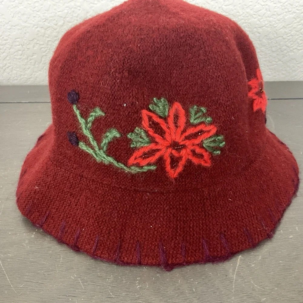 GAP Y2K Women's Red Wool Blend Embroidered Beaded Boho Cloche Bucket Hat Sz S/M